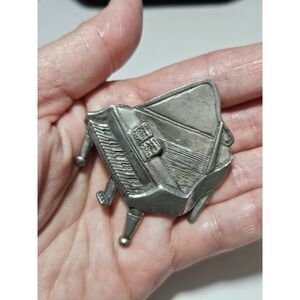 Seagull Pewter Canada piano brooch